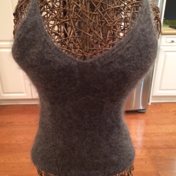 SWEATER CAMI BY GRIFFITH & GRAY FOR ST. JOHN - Picture 1 of 4